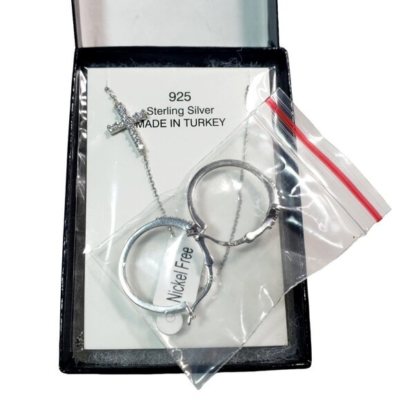 Sterling Silver Side Cross earrings & matching cross necklace, new & unworn 925 - Picture 3 of 9